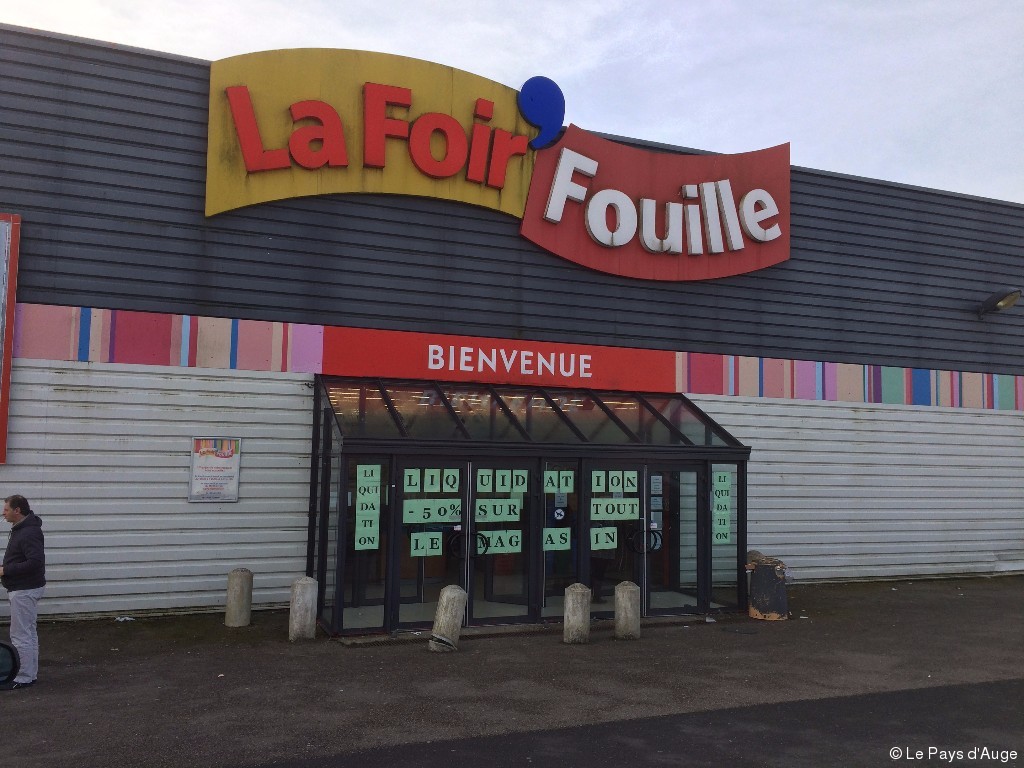 Magasin la foir fouille