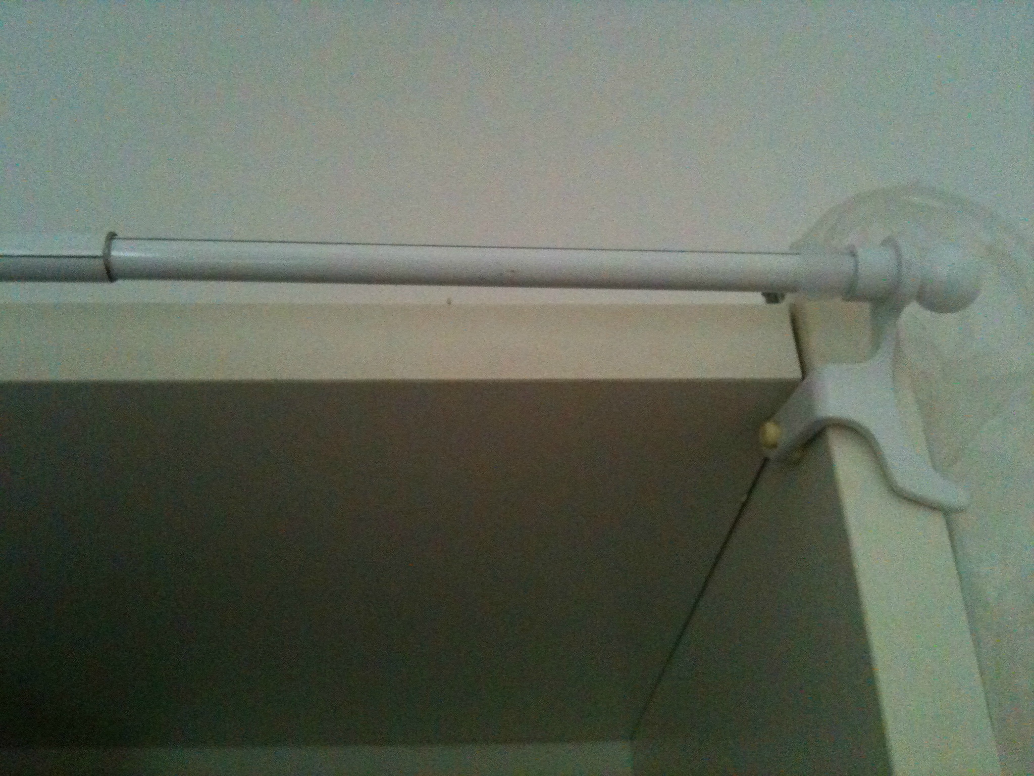 Ikea tringle extensible