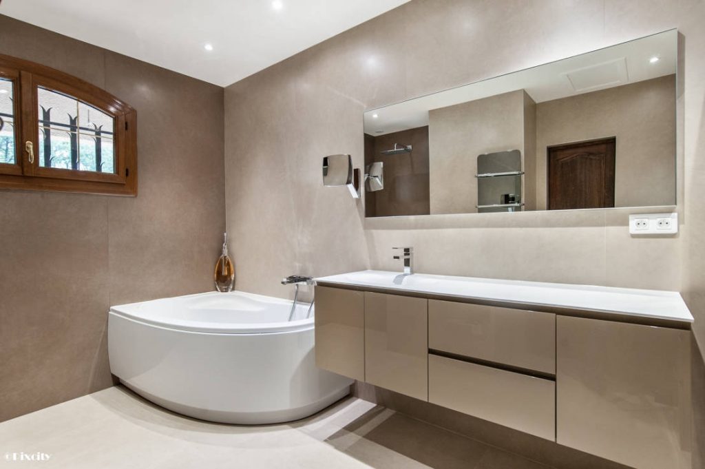 Plan salle de bain avec dressing - fleur de passion